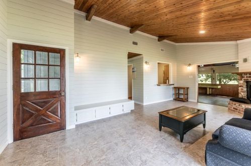 227 Sassafras Dr, Chita TX  75862-6812 exterior