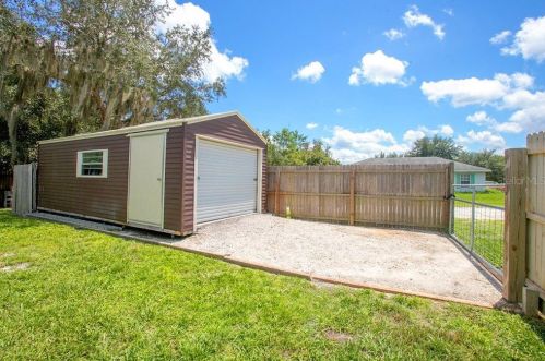 695 Cedar Ave, Orange City FL  32763-6814 exterior