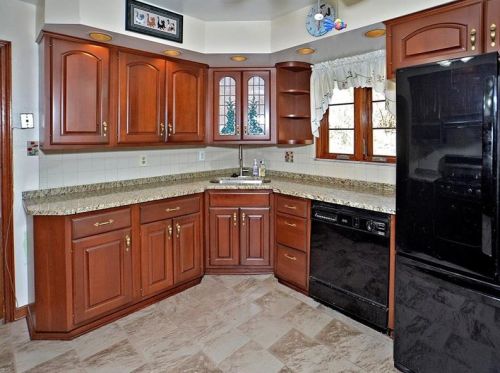 3503 Laketon Rd, Pittsburgh, PA 15235-2946