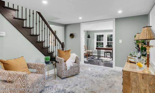 961 Front St, Tinton Falls NJ  07701-5615 exterior