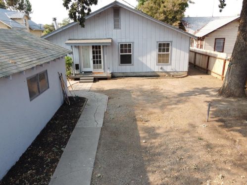 3336 Topeka St, Riverbank CA  95367-2330 exterior