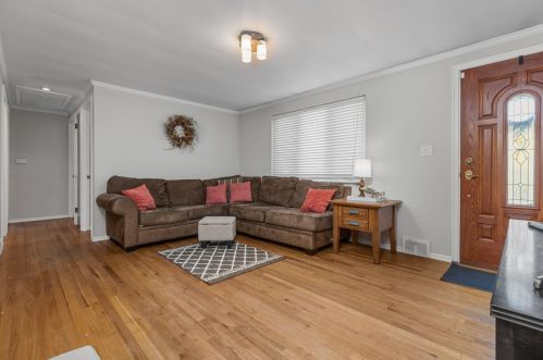 213 Northmont Dr, Verona PA  15147-2949 exterior