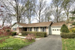 8806 Delfield Ln, Fairfax, VA 22031-1407