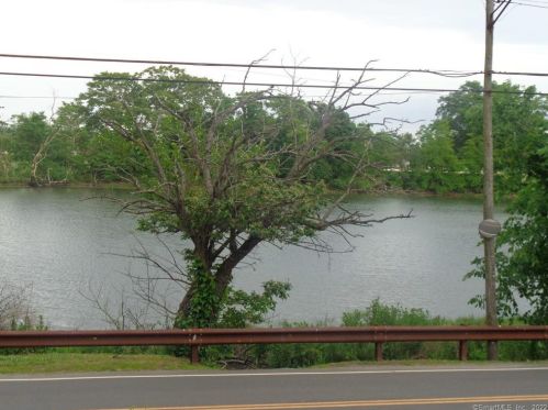 355 Weed Ave, Stamford CT  06902-5409 exterior