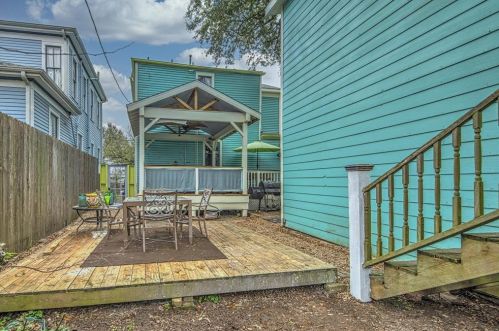 2612 Avenue, Galveston TX 77550-4357 exterior