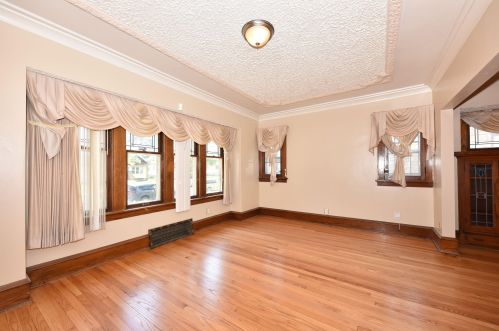 4059 24th St, Milwaukee WI  53209-6650 exterior