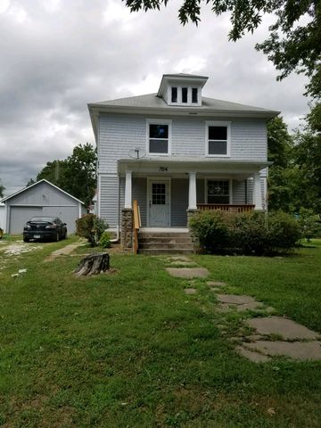 704 Oak St, Ottawa, KS 66067-1823