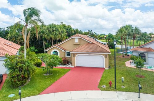 12460 Sand Wedge Dr, Boynton Beach, FL 33437-2047