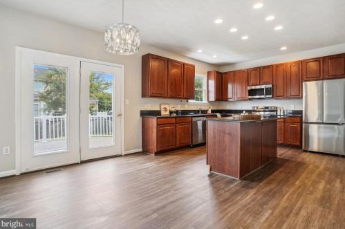 10204 Napoleon St, Fredericksburg VA  22408-8060 exterior