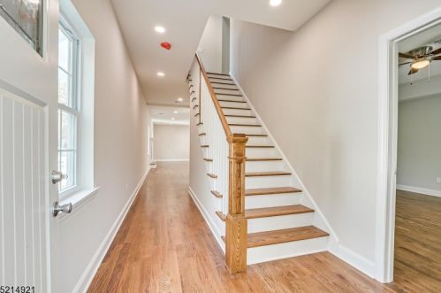 421 River Rd, Rahway NJ  07065-4203 exterior