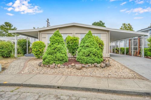 170 Westgate Cir, Santa Rosa, CA 95401-9023