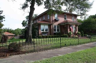 29 Lloyd St, Pensacola, FL 32501-2632