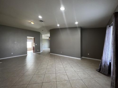 2127 Newport Isles Blvd, Fort Pierce, FL 34953-4579