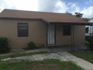 601 3rd St, West Palm Beach FL  33401-4103 exterior