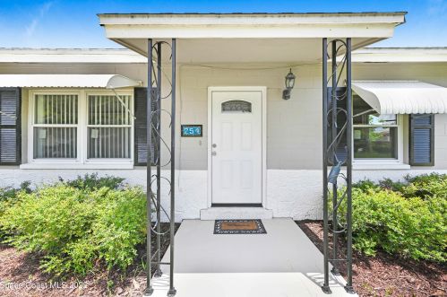 254 Avilez Blvd, Titusville, FL 32780-5702
