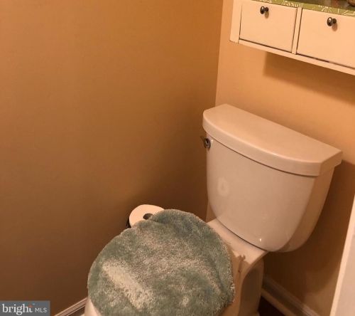 108 Berwick Pl, Lansdale PA 19446-4908 exterior