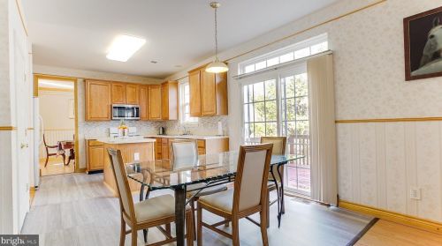 29 Durham Dr, Columbus NJ  08022-2349 exterior