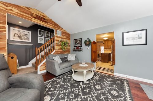 2988 Florence Ave, Mount Olive, OH 45106-9403