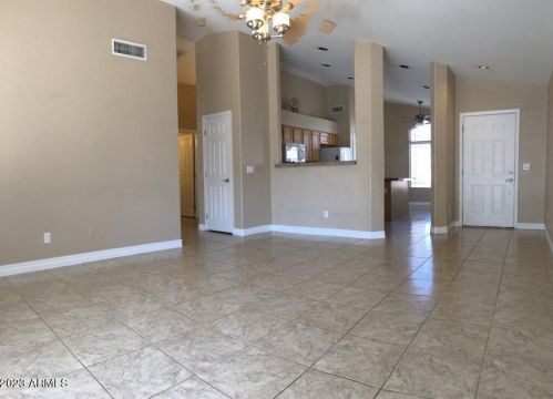 623 Greentree Dr, Chandler, AZ 85225-7915