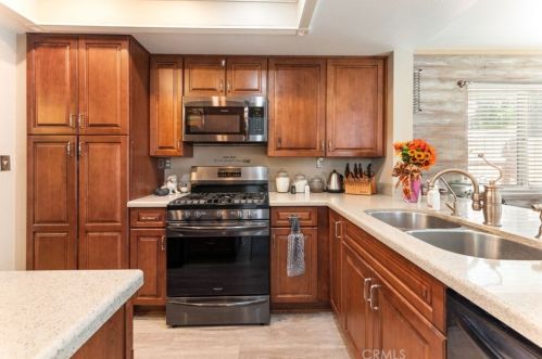 12815 Somerset Pl, Chino CA  91710-6297 exterior