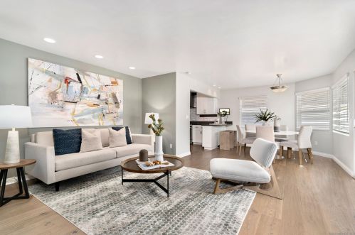 1151 Turquoise St, San Diego CA 92109-1247 exterior