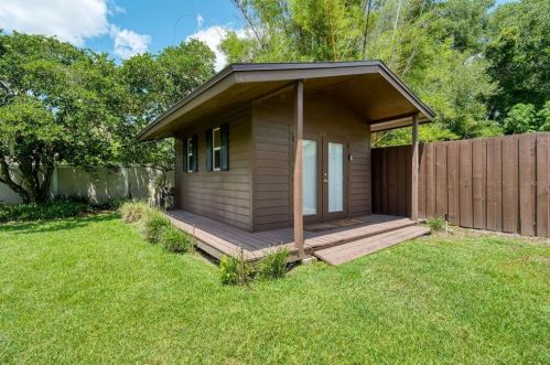 552 Lake Ave, Altamonte Springs FL  32701-3639 exterior
