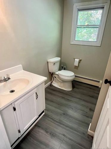 89 Starr St, Norwich CT  06360-4025 exterior