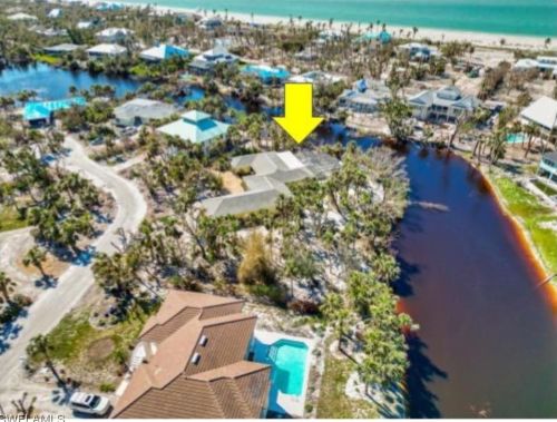 1003 Fish Crow Rd, Sanibel, FL 33957-2803