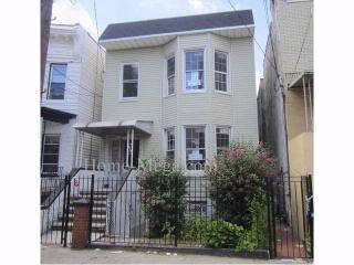 1624 Melville St, Bronx, NY 10460-2713