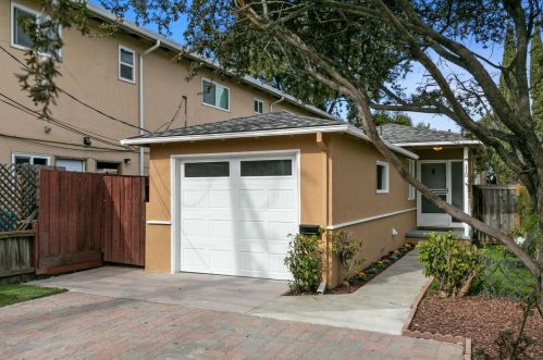 110 Poplar Ave, Redwood City, CA 94061-3013
