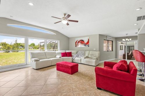705 Chancellar Dr, Lutz FL  33548-4512 exterior