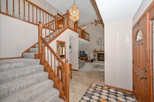 4010 Avon Dr, Waukesha, WI 53151-6213