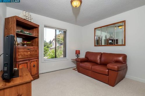 1030 Pine Meadow Ct, Pacheco CA  94553-4739 exterior