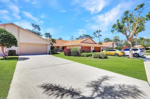 428 Kings Way, Naples, FL 34104-5196