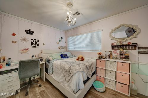 7830 17 Ave, Phoenix AZ 85023-2569 exterior