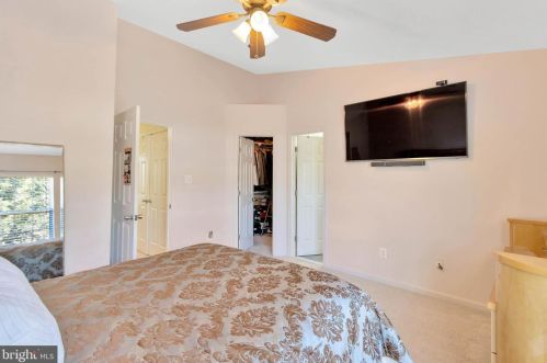 770 Vanderbilt Ter, Leesburg VA  20175-4085 exterior