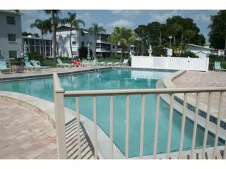 2240 Canal Dr, Bradenton, FL