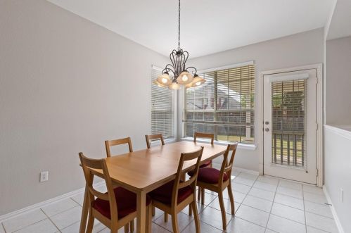 6417 Autumn Trl, Frisco TX  75056-7124 exterior