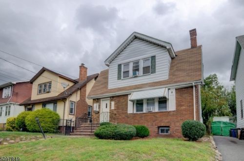 266 Nesbit Ter, Irvington, NJ 07111-1773