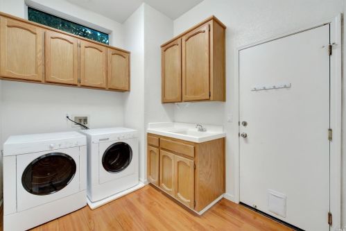 272 Sparrow St, Vacaville CA  95687-7225 exterior