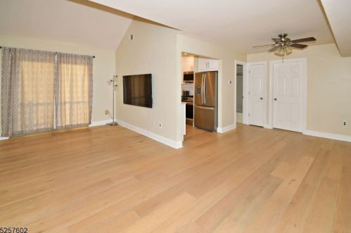 1206 Normandy Ct, Flemington NJ  08822-1853 exterior