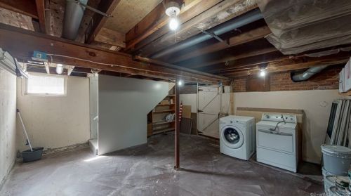 20 Ashworth St, Manchester CT  06040-5515 exterior