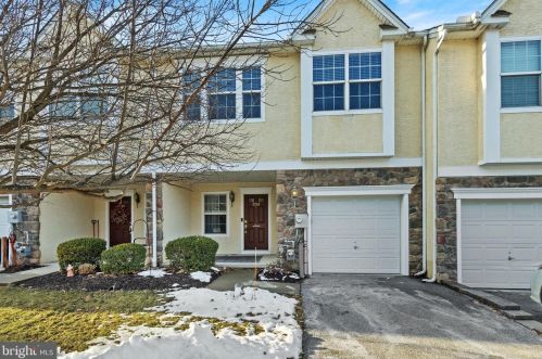2741 Fynamore Ln, Downingtown, PA 19335-6028