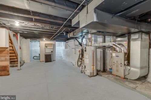 307 Hunter St, Gloucester NJ  08030-2016 exterior