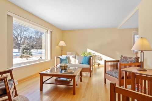 1834 Edward Ln, Milwaukee, WI 53209-2916