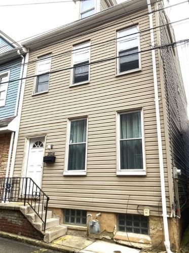 3924 Woolslayer Way, Pittsburgh, PA 15224-1431