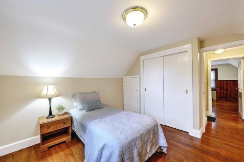 16 Cormier Rd, Lincoln RI  02865-3104 exterior