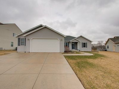 6541 92nd Ave, Kenosha, WI 53142-7247