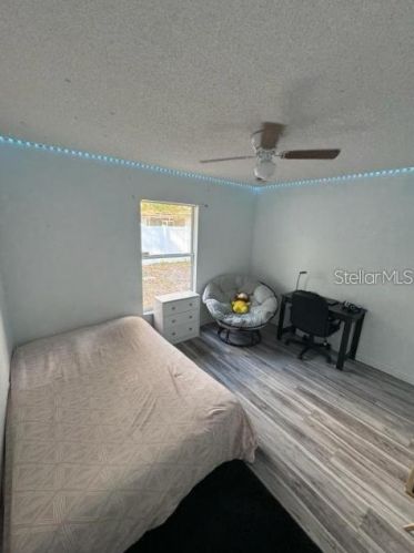 472 Dove Dr, Kissimmee FL 34759-4418 exterior