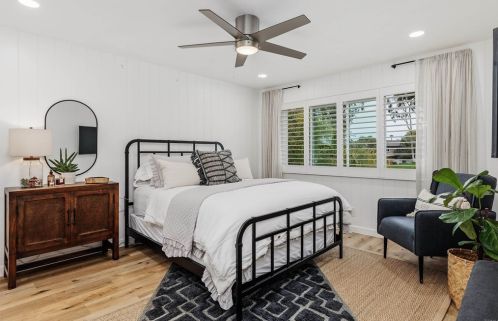 1961 Misty Cir, Encinitas CA  92024-3139 exterior